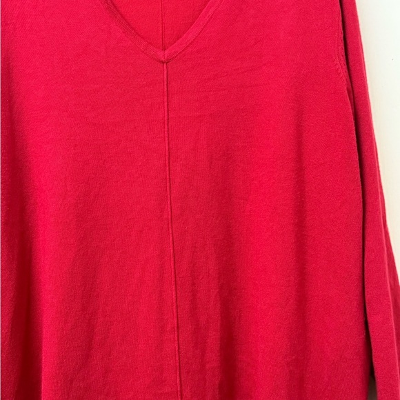 Apt. 9 Women's Vibrant Red V-Neck Sweatshirt - Picture 3 of 9